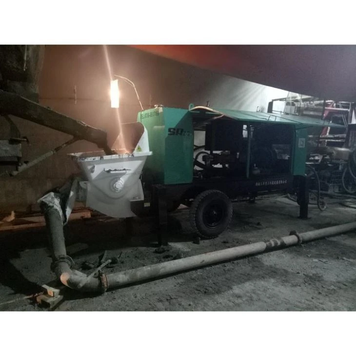 mobile concrete pump(002)