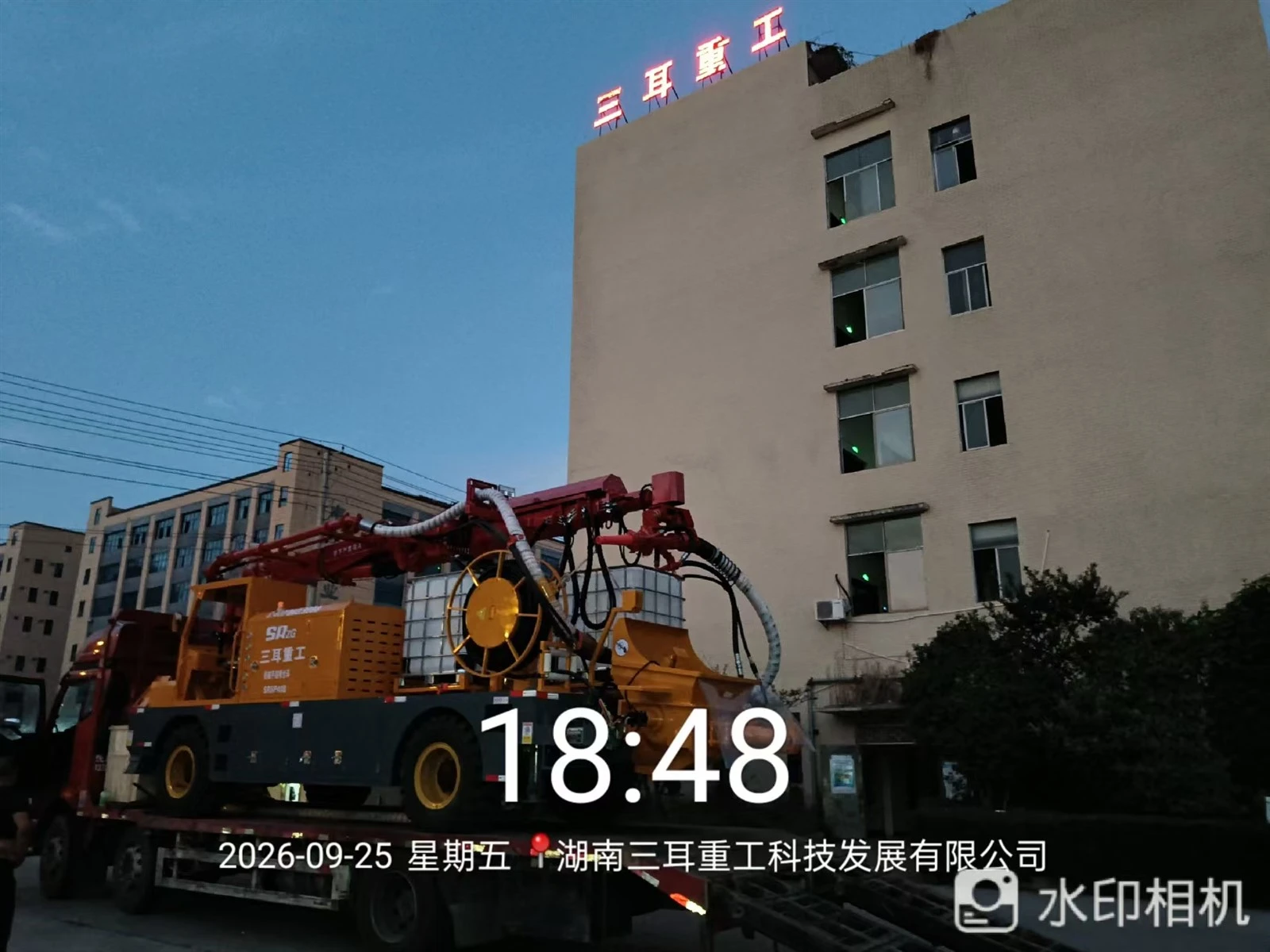 Wet shotcrete machine for 20m high slope protection 2 Wet shotcrete machine for 20m high slope protection 2